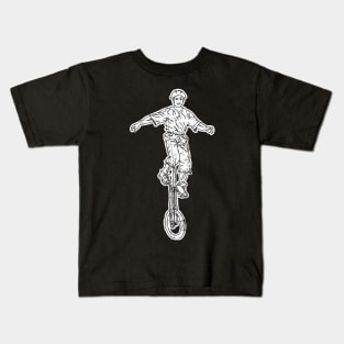 Funny Freaky Giraffe Unicyclist Artist Kids T-Shirt